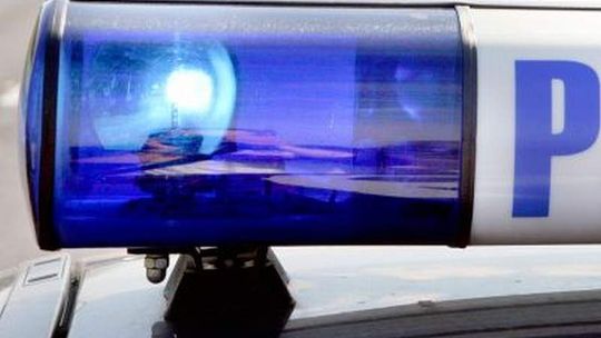 Wypadek na drodze nr 63. Spłoszony koń poniósł wóz z sianem