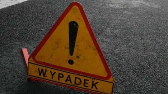 Wypadek na krajowej "63". Droga jest całkowicie zablokowana