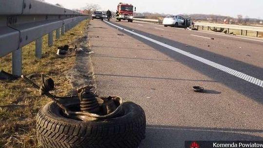 Wypadek na obwodnicy Kocka. Zderzyły się trzy pojazdy