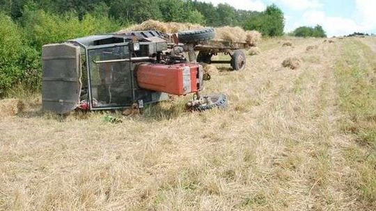 Wypadek na polu. Ciągnik rolniczy przygniótł dziecko