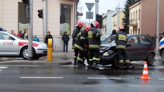 Wypadek na skrzyżowaniu ul. Kunickiego i Pawiej