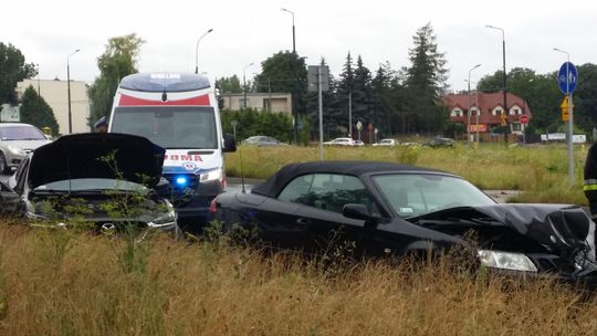 Wypadek na skrzyżowaniu ul. Wrotkowskiej i Diamentowej w Lublinie