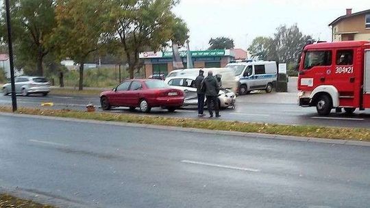 Wypadek na ul. Choiny. Zderzyły się trzy samochody