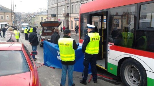 Wypadek na ul. Lubartowskiej. 13-latek zginął potrącony przez trolejbus