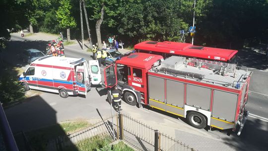 Wypadek na ul. Mickiewicza w Lublinie. Autobus zderzył się z samochodem osobowym