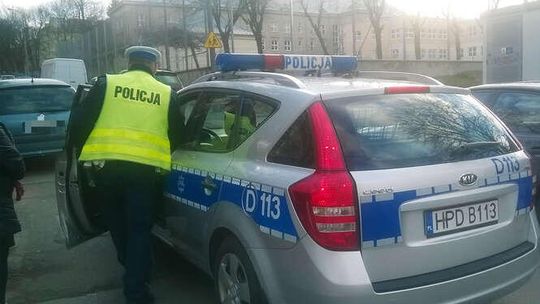 Wypadek na ul. Popiełuszki. Samochód potrącił pieszą