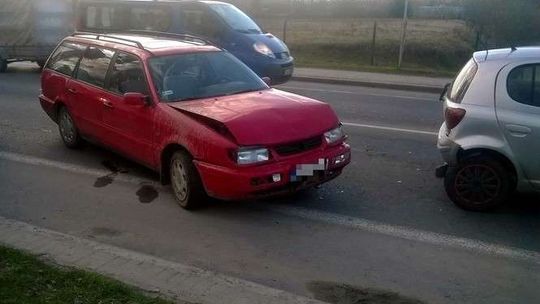 Wypadek na ul. Turystycznej. Zderzyły się cztery samochody