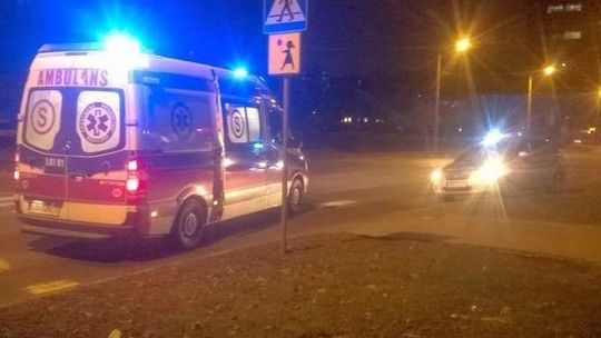 Wypadek na ul. Zana. Samochód potrącił matkę z dzieckiem