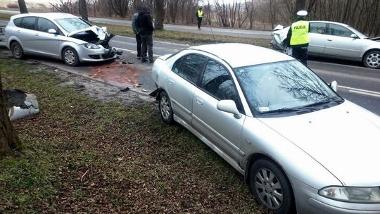 Wypadek na ul. Zemborzyckiej w Lublinie. Zderzyły się cztery samochody [zdjęcia]