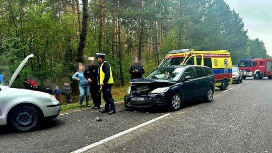 Wypadek po grzybobraniu. Trzy osoby trafiły do szpitala