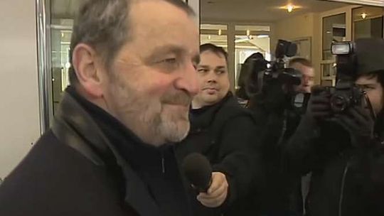 Wypadek premier Szydło. Obrońca kierowcy seicento o zarzutach (wideo)