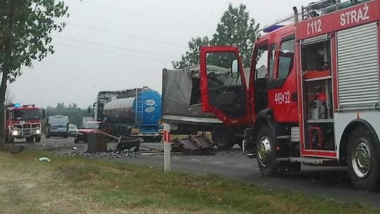 Wypadek trzech samochodów w Rudniku Szlacheckim (zdjęcia)