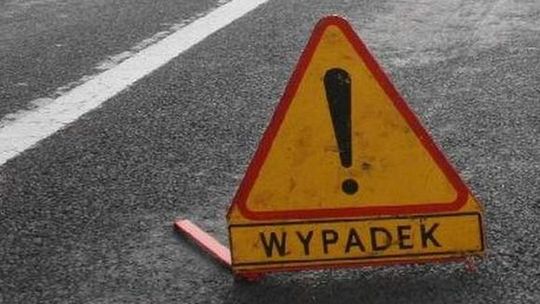 Wypadek w Kamionce. Policja szuka kierowcy dostawczaka