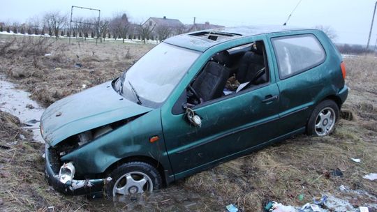 Wypadek w Klikawie. Najpierw dachowanie, potem zderzenie