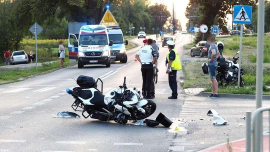 Wypadek w Lublinie: Funkcjonariusz żandarmerii jadący na motocyklu poważnie ranny