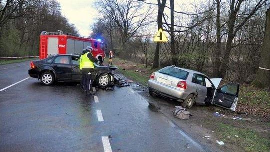 Wypadek w Obrokach: Policjanci przesłuchali kobietę, która przeżyła
