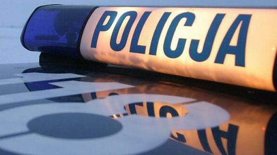 Wypadek w Pieńkach: 16-latek uderzył motorem w samochód