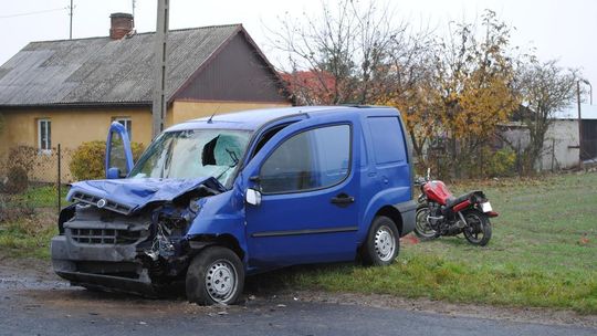 Wypadek w Poczekajce. Kierowca wyprzedzał, zginął motocyklista