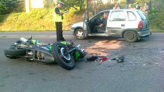 Wypadek w Prawiednikach. Motocyklistka w stanie ciężkim