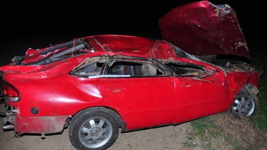 Wypadek w Raciborowicach: Pasażer nie żyje, kierowca pijany