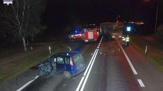 Wypadek w Sitańcu. Toyota uderzyła czołowo w DAF-a [zdjęcia]