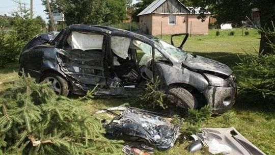 Wypadek w Wólce Rokickiej. Żona i dzieci zginęły. Ojciec miał 2,5 promila