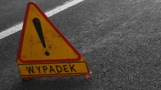 Wypadki na drogach. Jedna osoba nie żyje, jedna ranna