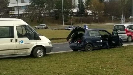 Wypadki na ul. Granitowej i al. Andersa w Lublinie