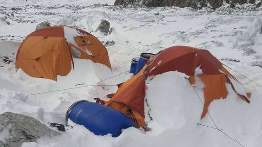 Wyprawa na K2. Ruszyli wyżej w kierunku C3