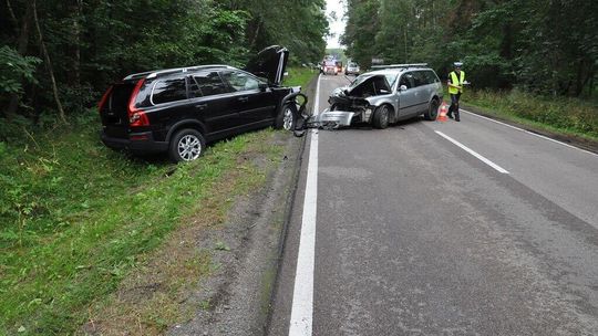 Wyprzedzanie na trzeciego i niesforne owady