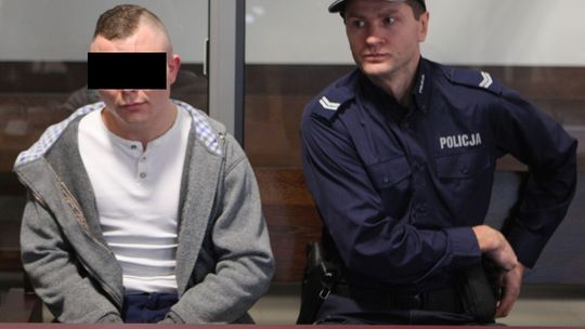 Wyrzucił dziewczynę przez okno, bo nie chciała uprawiać seksu? Spadła z 4 piętra [zdjęcia]