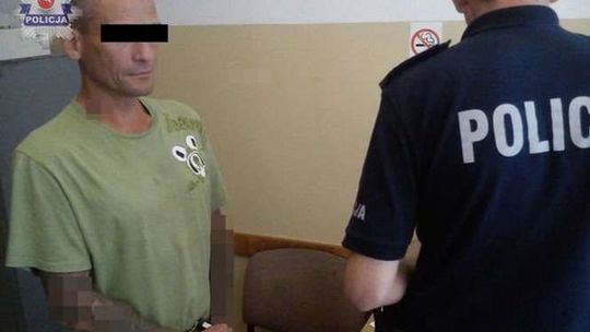 Wyrzucił psa przez okno