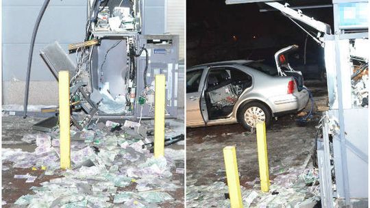 Wysadzili bankomat i ukradli pieniądze, a potem wpadli. Usłyszeli już zarzuty