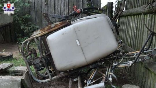 Wystarczyła chwila nieuwagi dorosłych. Sprzęt rolniczy przygniótł dziecko