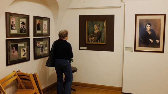 Wystawa "Kobieta niepoznana - portrety lublinianek"