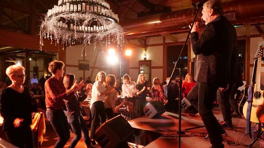 Występy artystów, licytacja przedmiotów. Koncert charytatywny "Gramy dla Oliwii Pukas" [ZDJĘCIA]