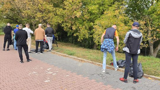 Wyszli zza krat i sprzątali Lublin. Ponad 20 osadzonych wzięło udział w akcji