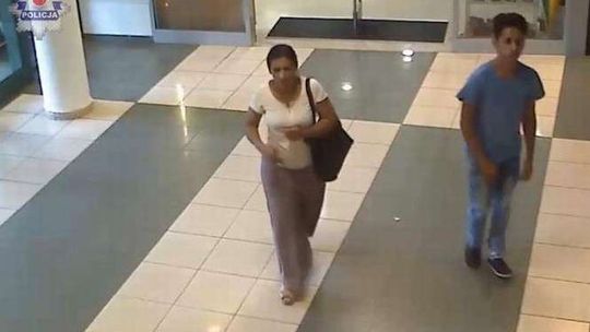 Wzięła resztę, potem oddała, ale bez 100 zł. Oszuści ze sklepu