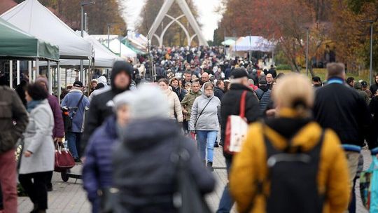 Wzmożony ruch przy cmentarzach