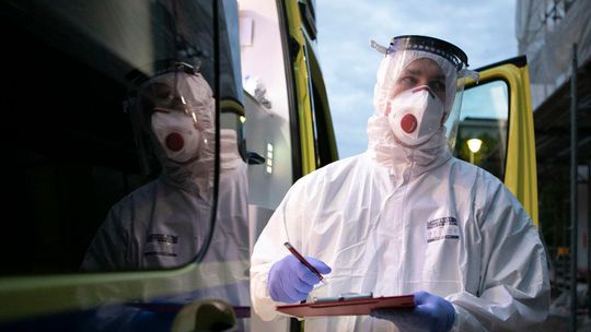 Wzrosła liczba osób zakażonych koronawirusem w Polsce. Zmarło 5 chorych