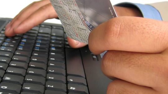 Z bankowości internetowej korzysta ponad 10 mln Polaków