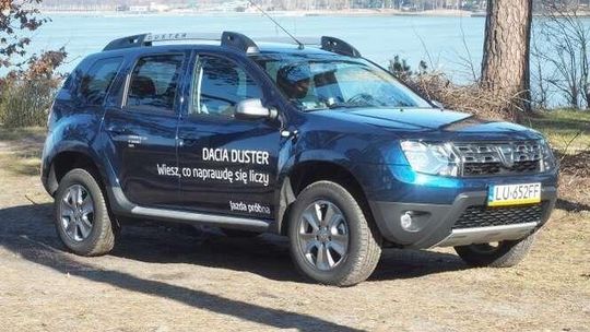 "Z dacią duster jest jak z disco polo". Kusicielka za rozsądną cenę