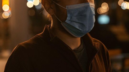 Z kraju. Aptekarz pobity za zwrócenie uwagi na brak maseczki