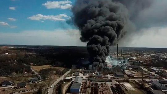 Z kraju: Gigantyczny pożar składowiska [wideo]