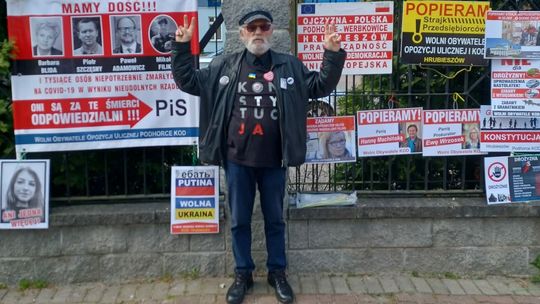 Z lubelskiego na marsz opozycji w Warszawie "Dziś jesteśmy w takiej samej sytuacji jak w 1989 roku"