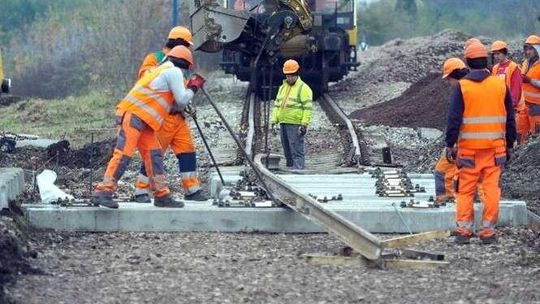 Z Lublina dojedziemy szybciej do Rzeszowa. Przebudują linię kolejową