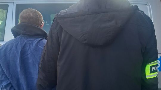 zatrzymanie aresztowanego przez policję