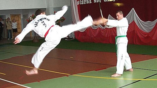 Z tae kwon do i dyskoteką