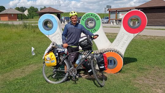 Z Włodawy rowerem przez całą Polskę. Dla „Kamyka” 