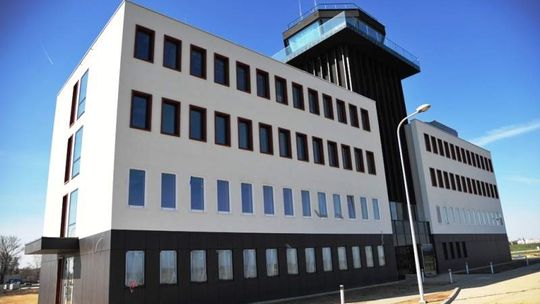 Za 650 mln zł przebudują lotnisko w Dęblinie. Będzie najnowocześniejsze w Polsce